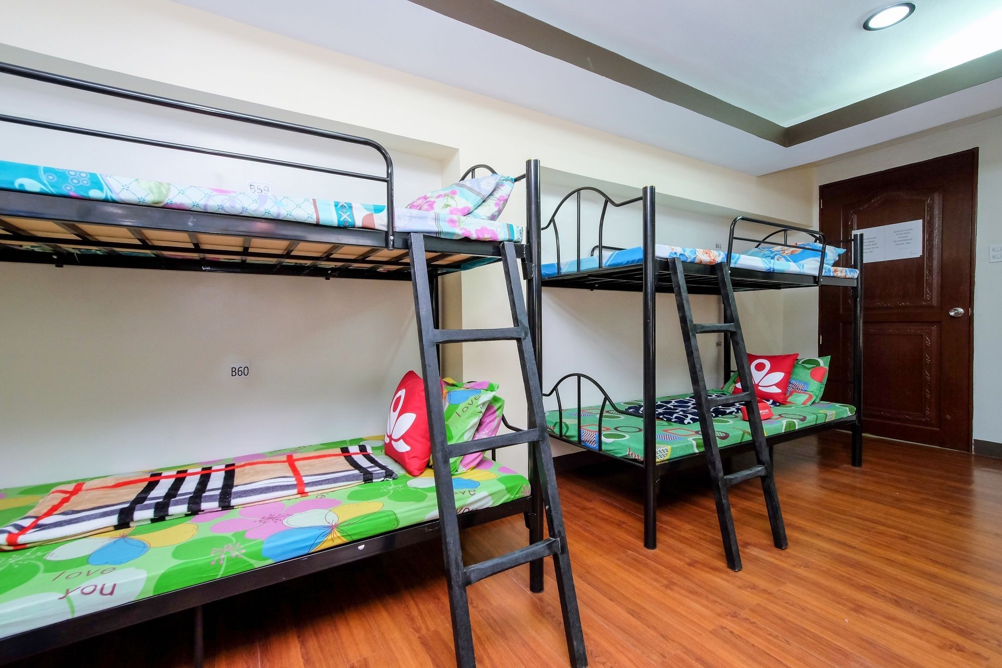 Zen Hostel Quirino Ave. Malate Манила Экстерьер фото