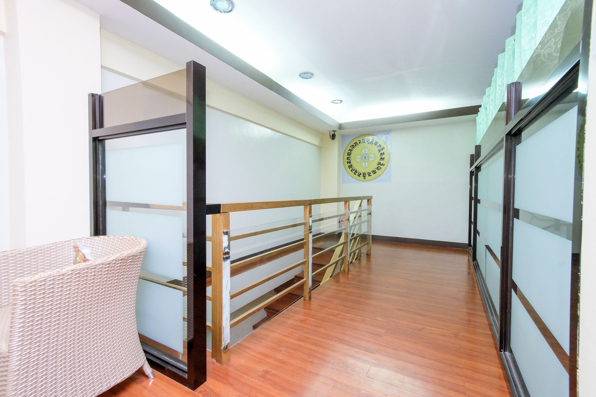 Zen Hostel Quirino Ave. Malate Манила Экстерьер фото
