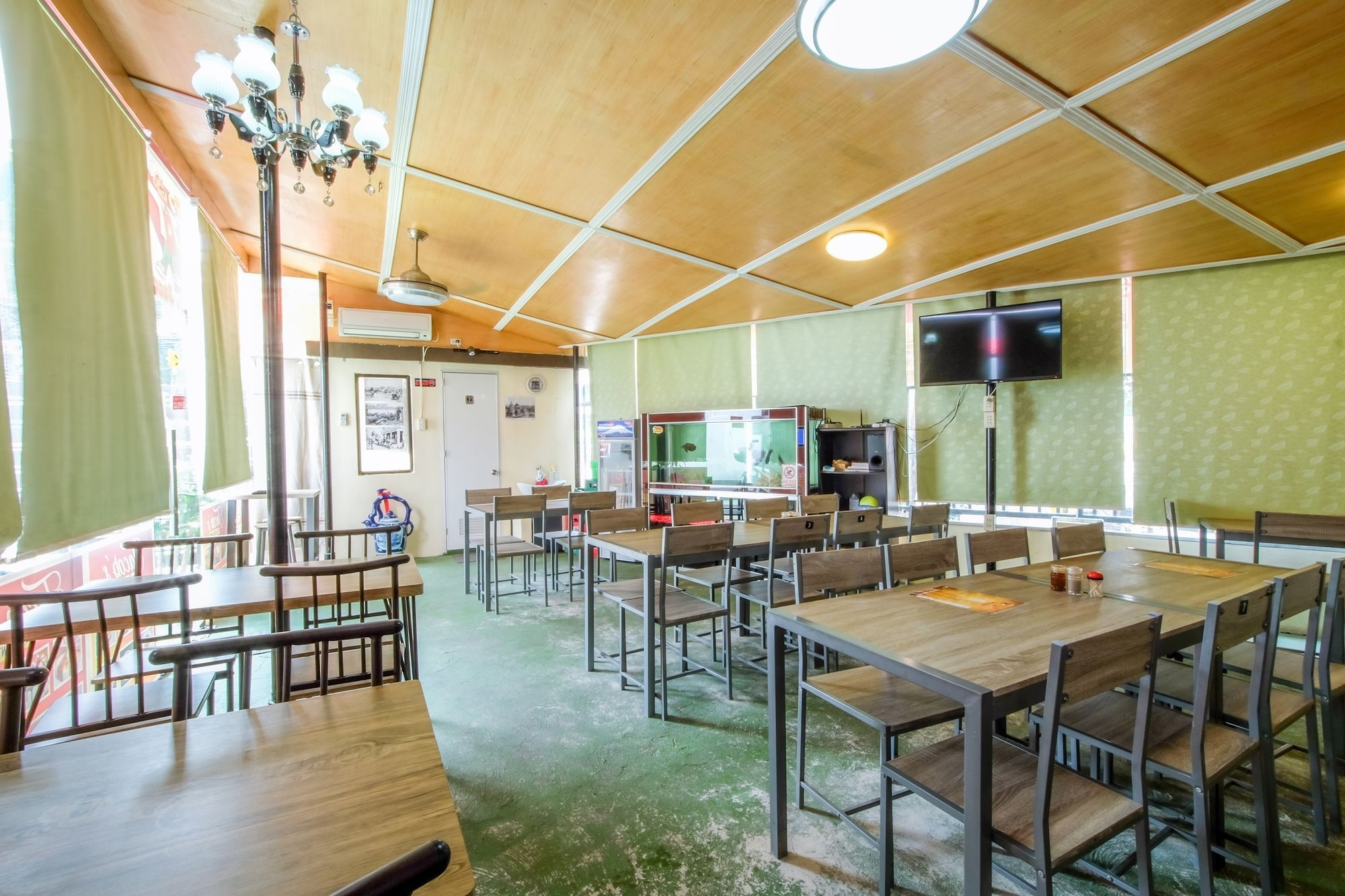 Zen Hostel Quirino Ave. Malate Манила Экстерьер фото